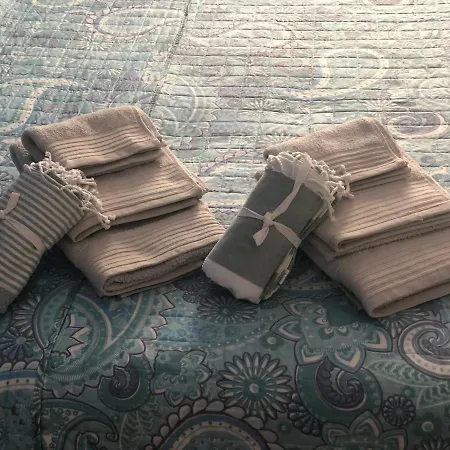 Due Ale - Nuova Casa Di Corte A Apartmán